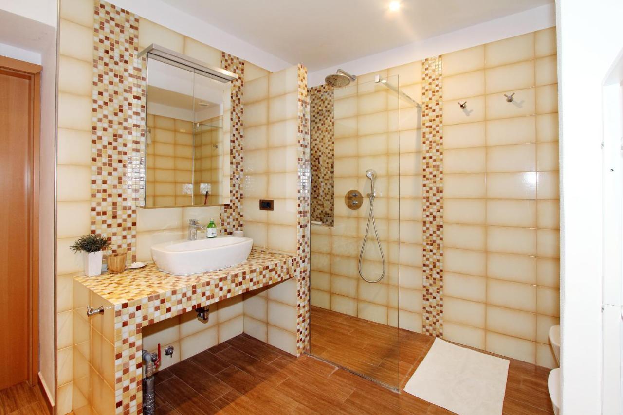 Apartment Dezo Istria Izola Exterior photo